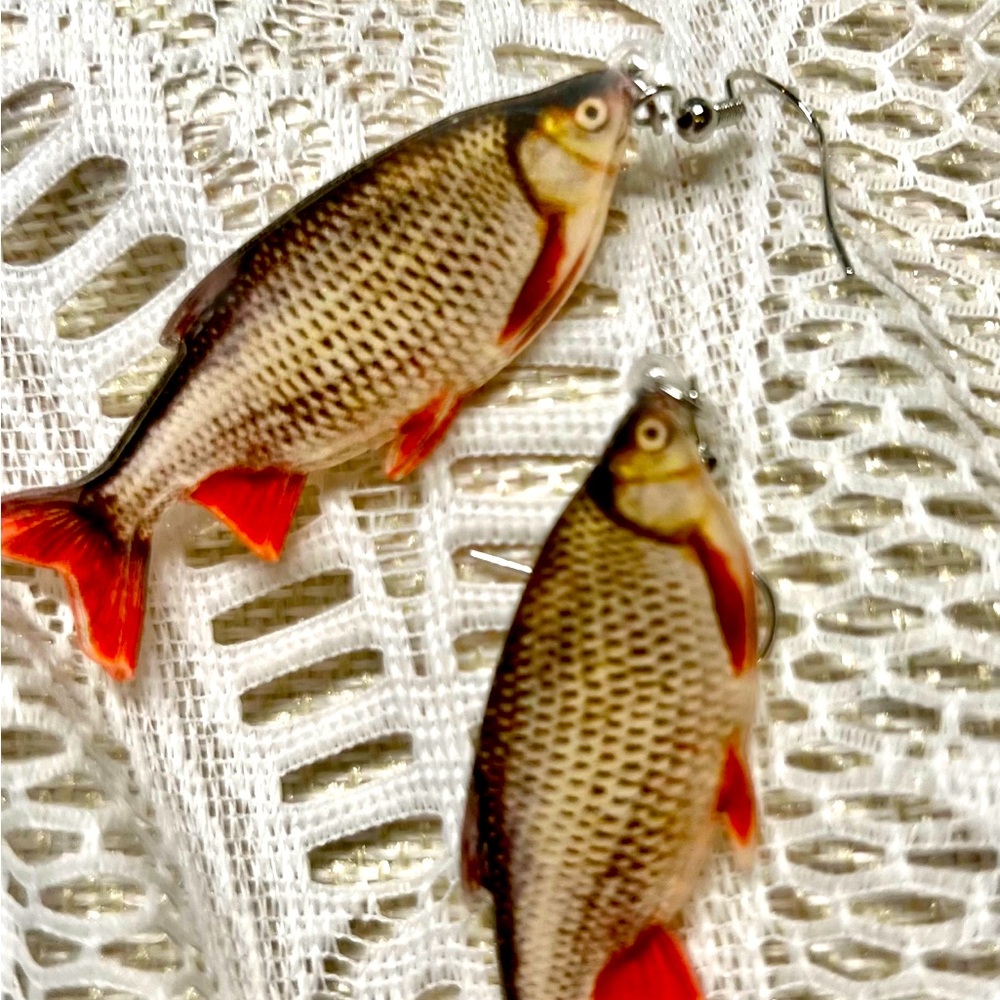 realistic fish earrings
